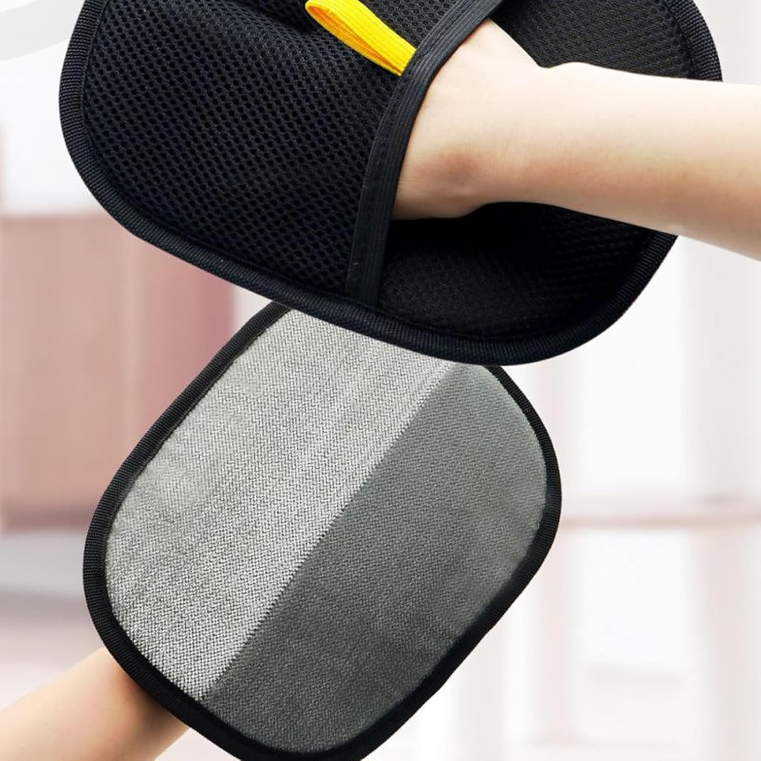 Pälshandske | Ta bort päls från textiler